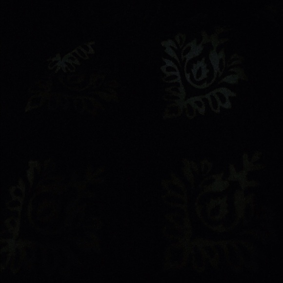 Meet your Posher, Dee - Picture 1 of 1