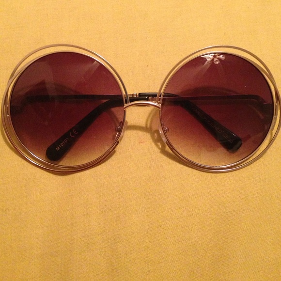 Round sunglasses - Picture 1 of 2