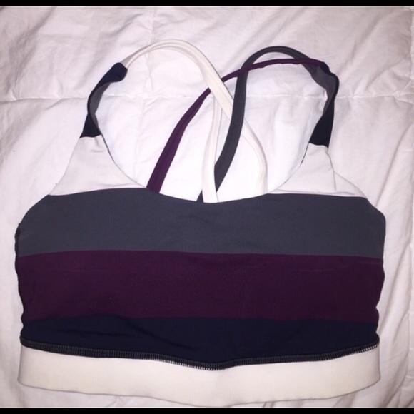 Size 4 LULULEMON sports bra!