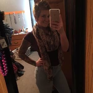 Meet your Posher, Debbie