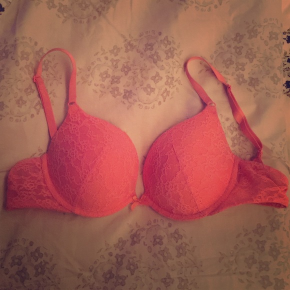 Victoria Secret push-up bra