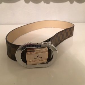 Louis Vuitton belt