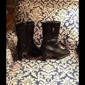 Sketchers for mysquiggle1