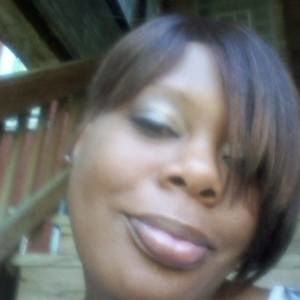 Meet your Posher, Clarissa