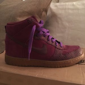 NIKE Dunk Hightop Sneakers