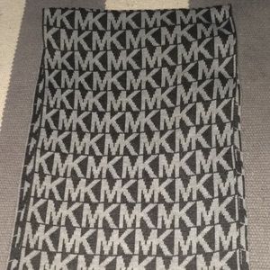 Michael Kors scarf