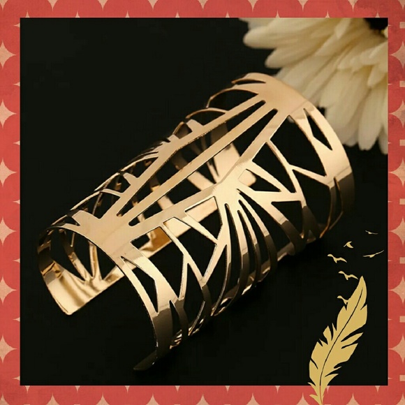 ❤ Gold Cuff ❤