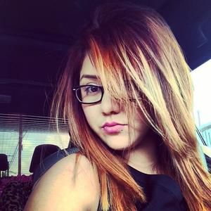 Meet your Posher, Denise