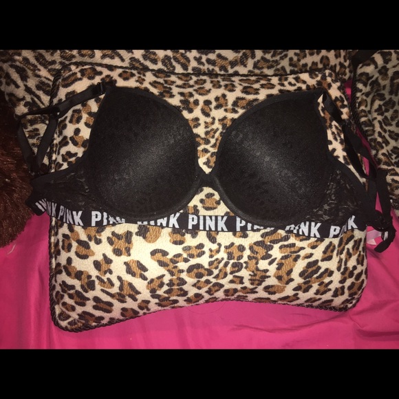 PINK Victoria's Secret black bra 34D