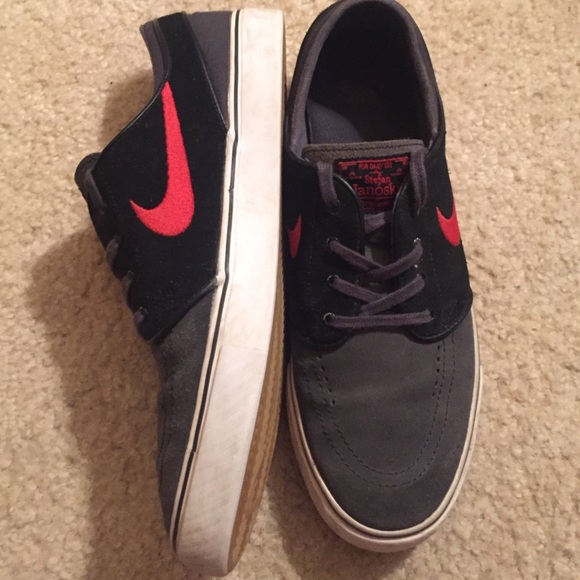 NWOT - Nike - Stefan Janoski