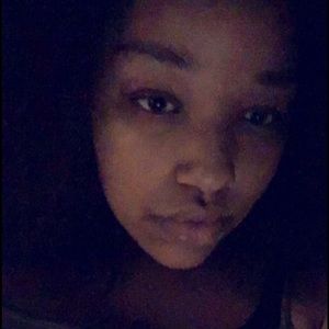 Meet your Posher, Alanna