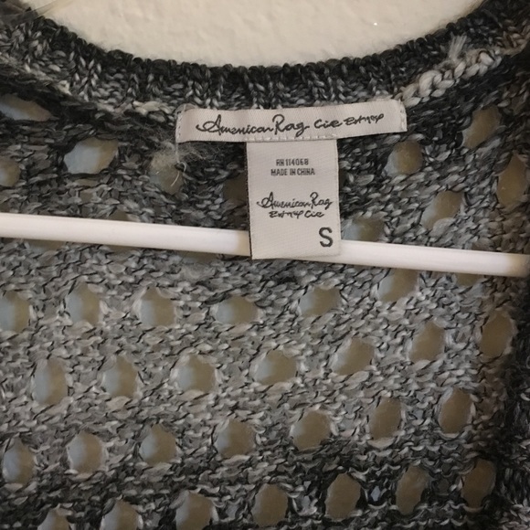 Knitted sweater - Picture 3 of 4