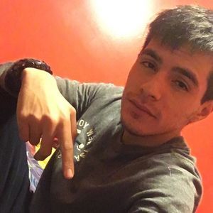 Meet your Posher, Javier