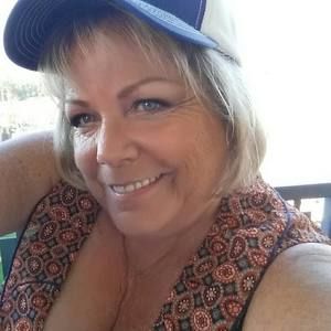 Meet your Posher, Pam