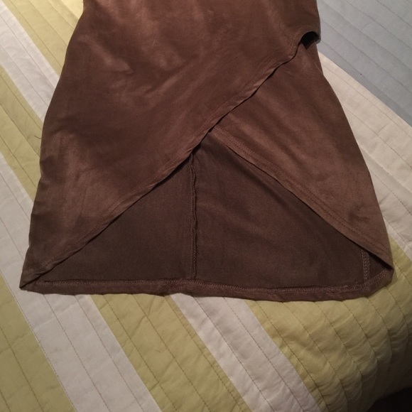 Tan suede tight dress - Picture 2 of 4