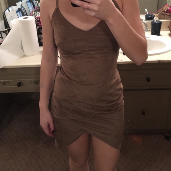 Tan suede tight dress - Picture 3 of 4