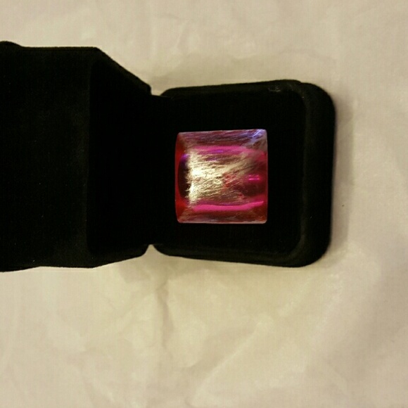 Ring - Picture 1 of 1