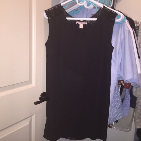 Black Forever 21 Tunic with Lace detail shoulders