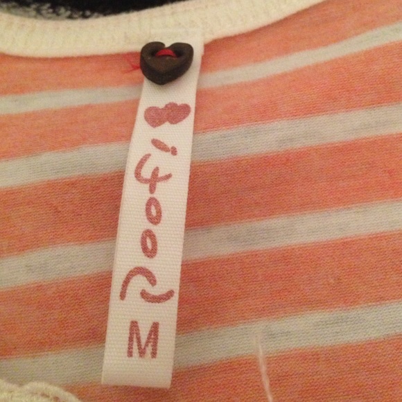 Tee - Picture 4 of 4