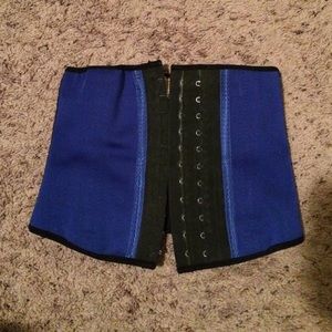Waist trainer