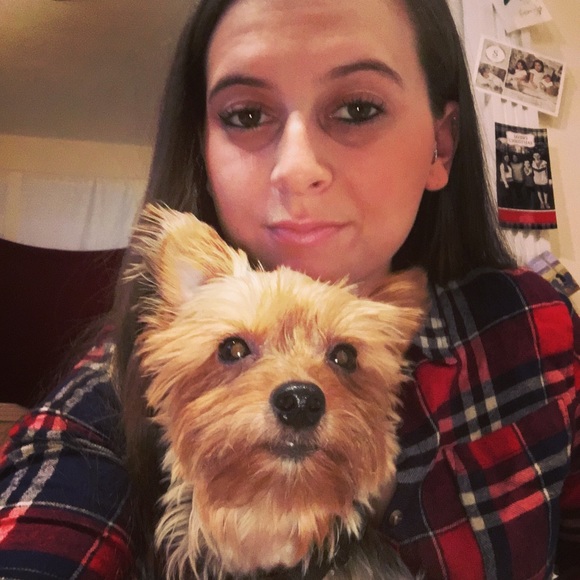 Meet your Posher, Stephanie - Picture 1 of 1