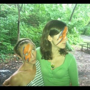 Meet your Posher, Elizabeth