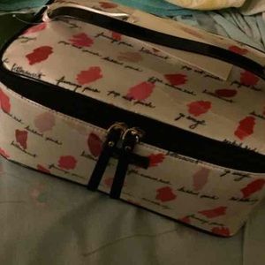 Kate Spade Large Collin makeup bag