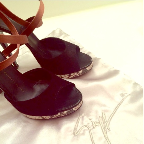 Giuseppe Zanotti Heels. Size 7.