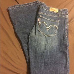 Levi jeans size 3-5