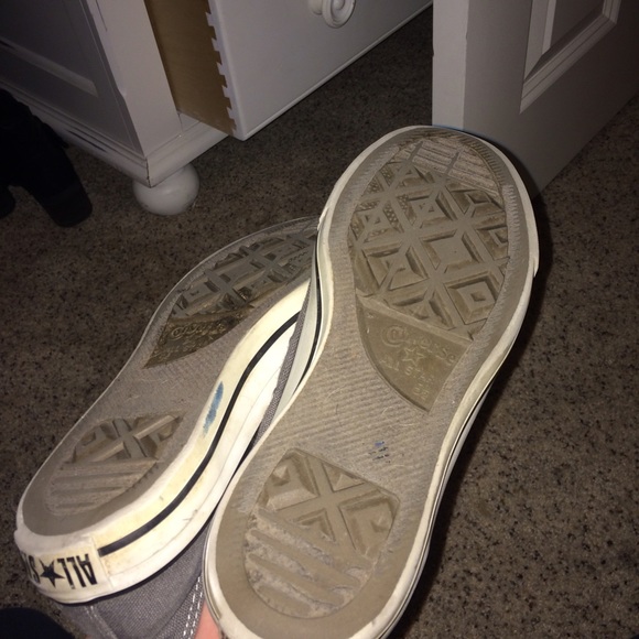 Grey Converse - Picture 2 of 3