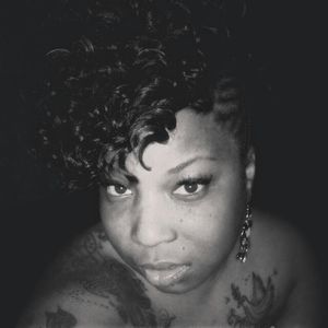 Meet your Posher, Evelyn