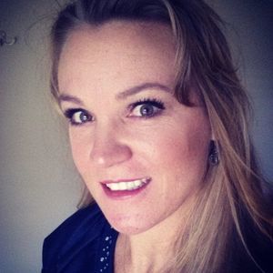 Meet your Posher, Carrie