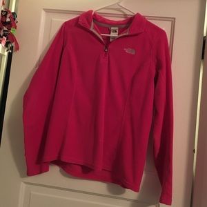 North face 1/2 zip pullover