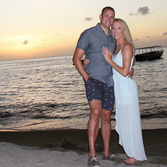 Meet Me 😊 - Picture 4 of 4