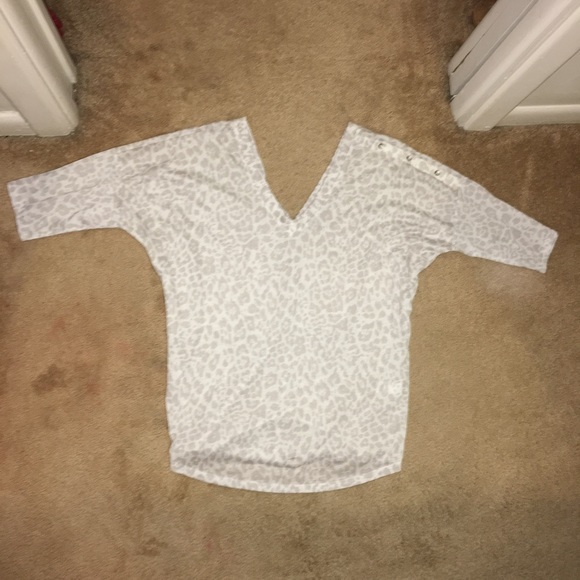 Express 3/2 t-shirt.