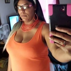 Meet your Posher, Leena