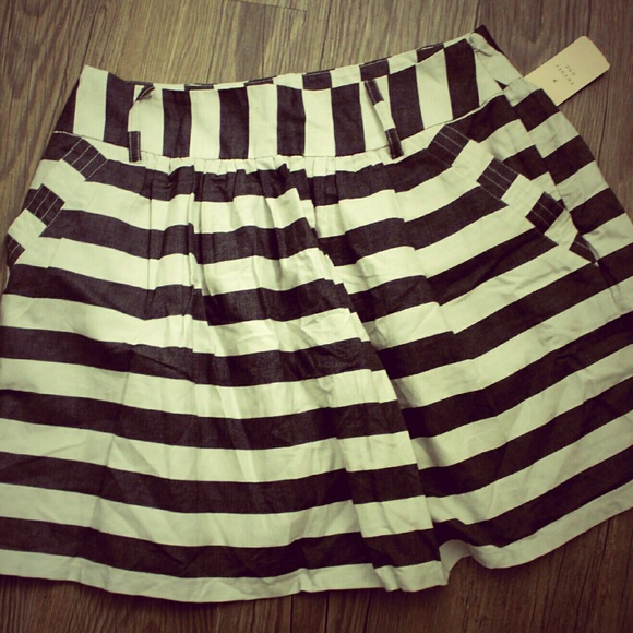Striped skirt