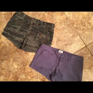 2 pairs of shorts