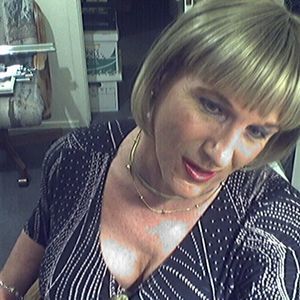 Meet your Posher, Joanie