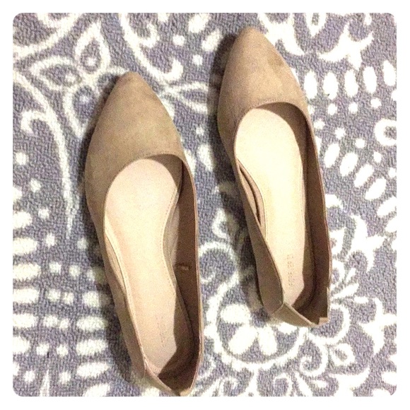 Nude Flats
