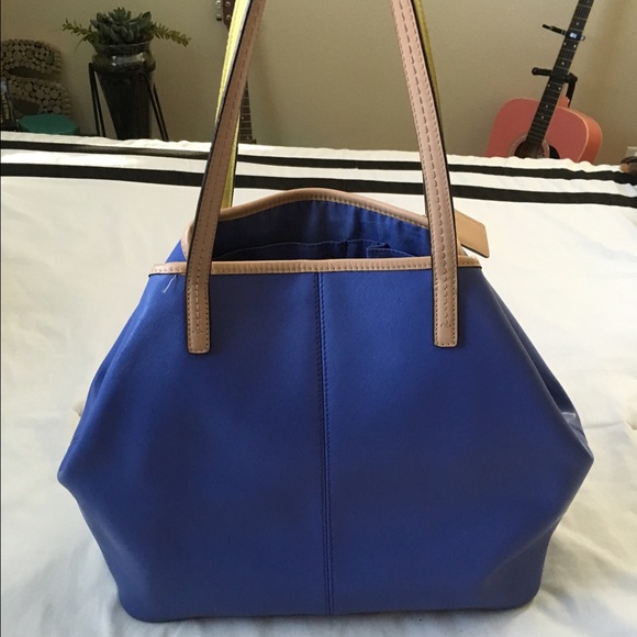 ❗️SOLD❗️100% Authentic COACH bag - Picture 2 of 4