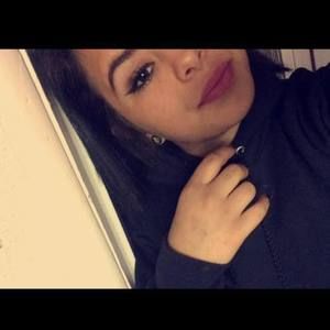 Meet your Posher, Yesenia