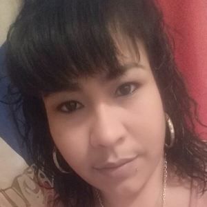 Meet your Posher, Deborah