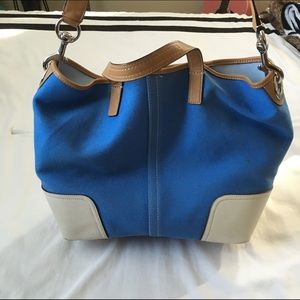 Authentic COACH bag for sale! ✨