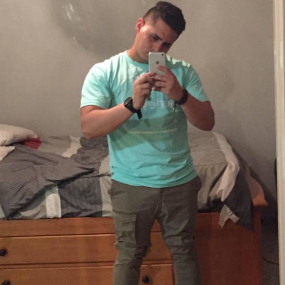 Meet your Posher, Steven - Picture 1 of 1