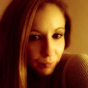 Meet your Posher, Joni