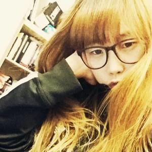 Meet your Posher, Amy gyeong hwa