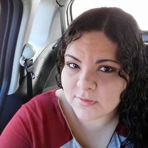 Meet your Posher, Ivette