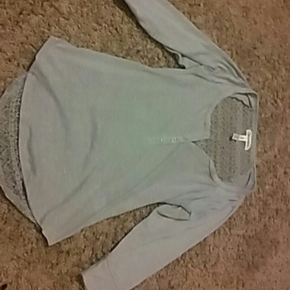 Long sleeve shirt