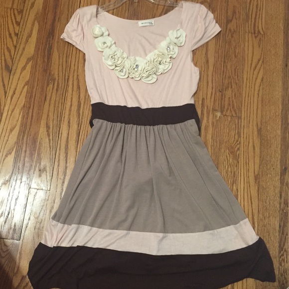 Moeteau Floral Appliqué Dress size M